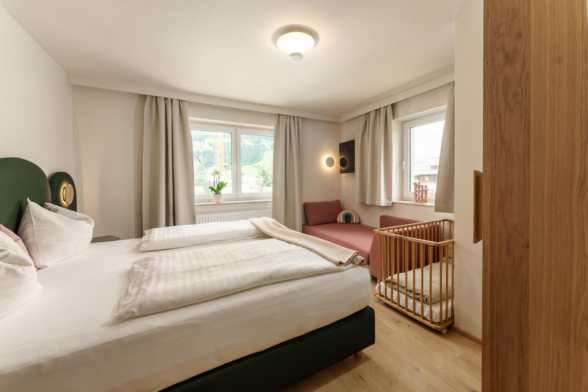 Hotel Felsenhof 4*